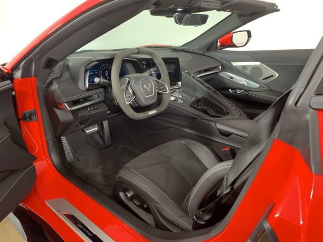 2025 Chevrolet Corvette 2LZ - Photo 28