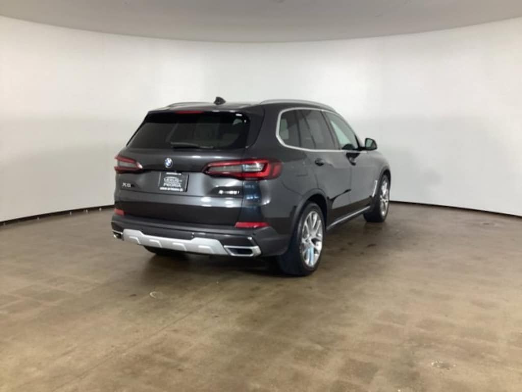 Used 2022 BMW