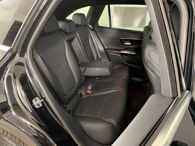 2025 Mercedes-Benz GLC Base - Photo 34