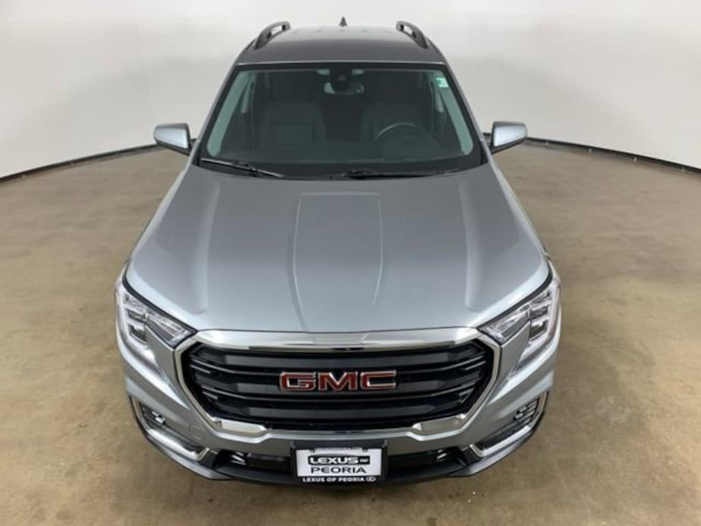 Used 2023 GMC Terrain SLE