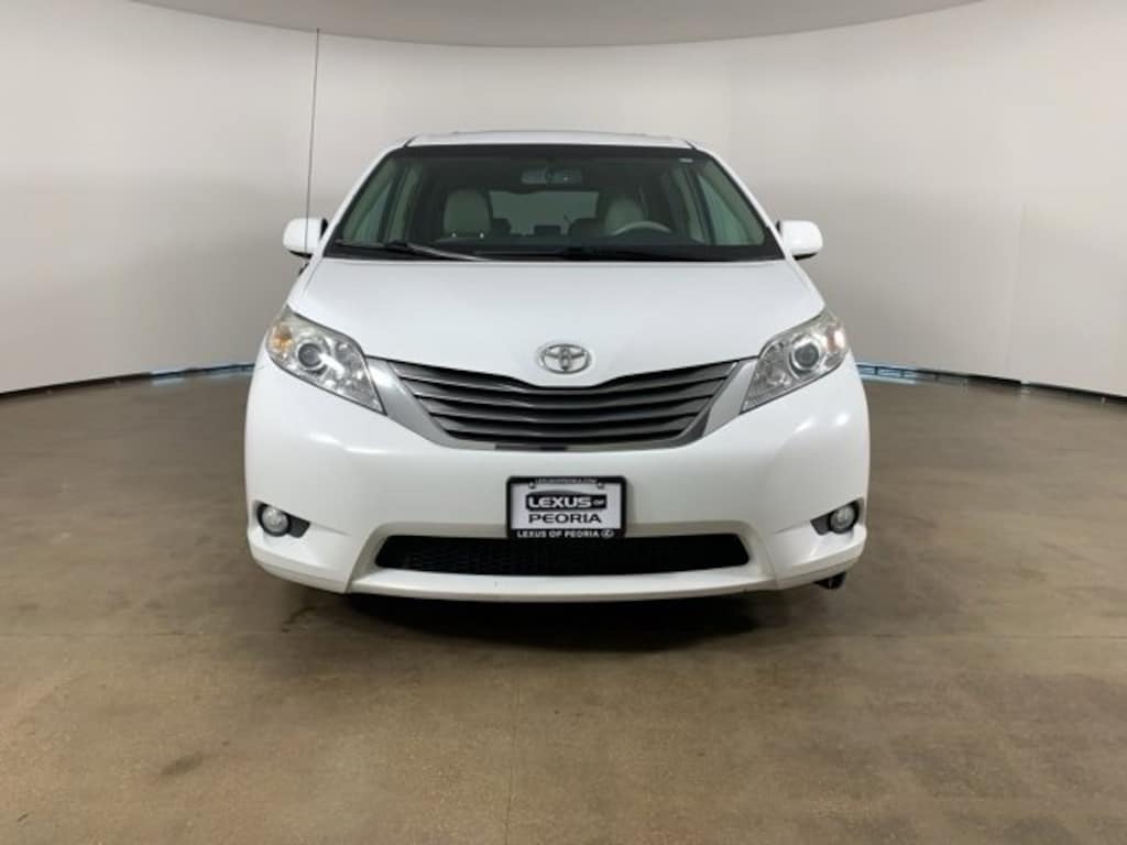 Used 2014 Toyota Sienna XLE