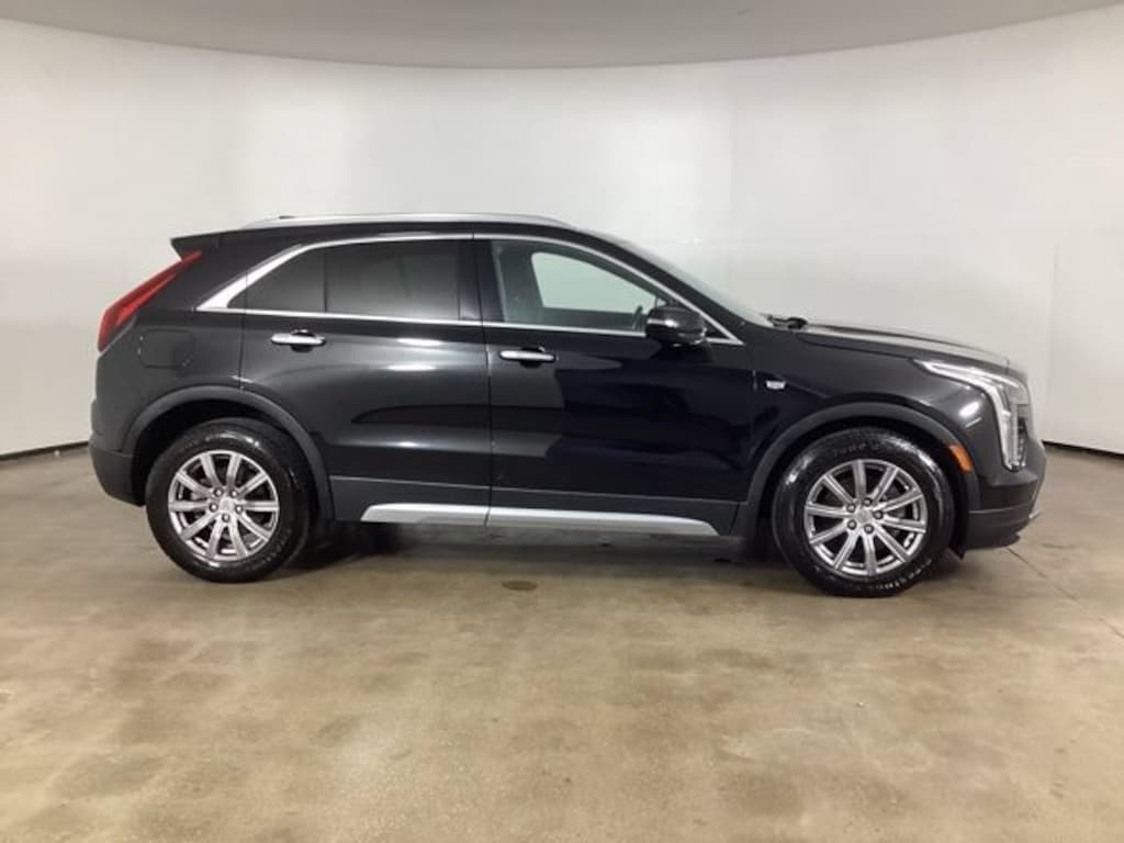 Used 2021 Cadillac XT4 FWD Premium Luxury