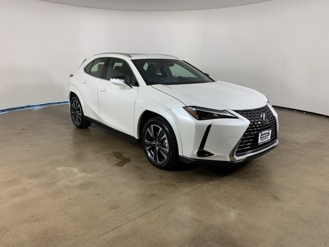 2025 Lexus UX Premium photo 4