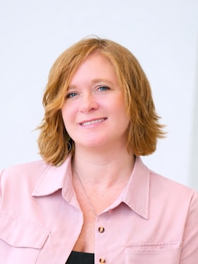 Staff member Lilly Kothenbeutel from ID_6569d29640ad