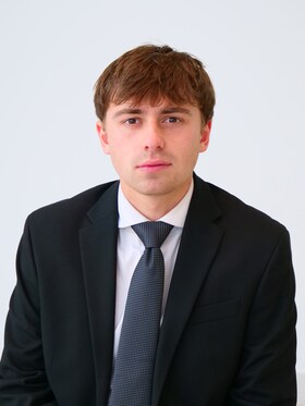 Staff member Quinn Easton from ID_8b56313b5299