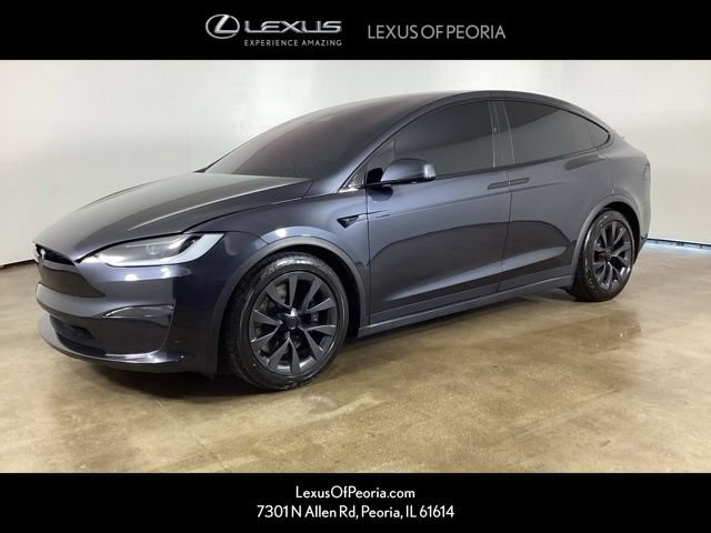 2024 Tesla Model X Long Range's photo