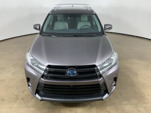 2019 Toyota Highlander Hybrid Limited Platinum photo 3