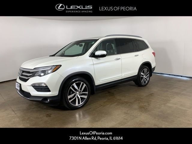 2017 Honda Pilot 4WD Elite's photo