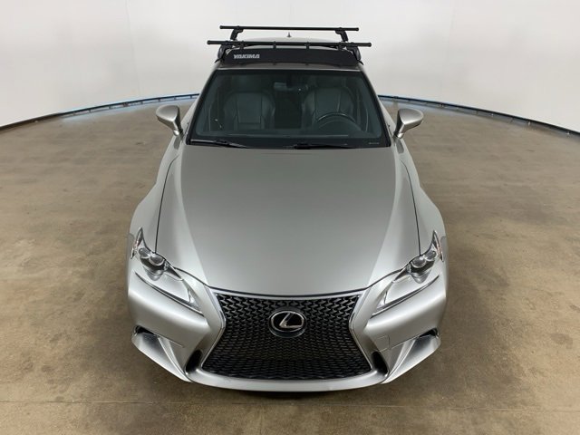 2015 Lexus IS 350 F SPORT AWD photo 3