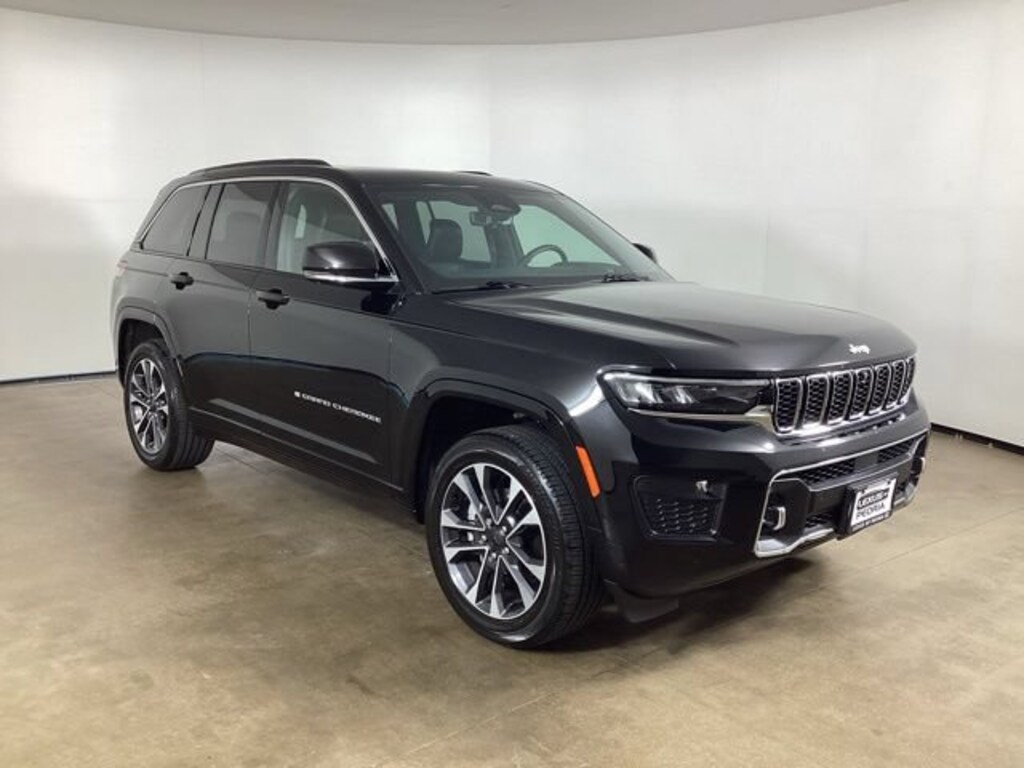 Used 2025 Jeep Grand Cherokee Overland