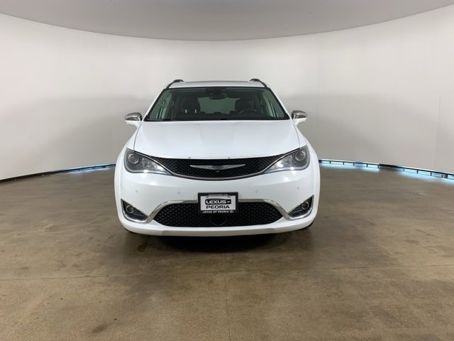 Used 2017 Chrysler Pacifica Limited with VIN 2C4RC1GG3HR712155 for sale in Peoria, IL