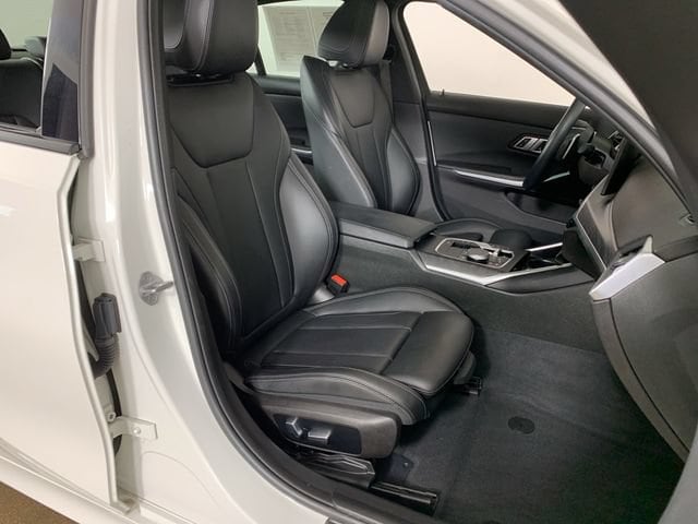 2023 BMW 3 Series 330i - Photo 38