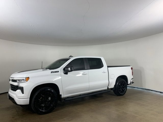 Used 2024 Chevrolet Silverado 1500 RST with VIN 1GCUDEE80RZ290489 for sale in Peoria, IL