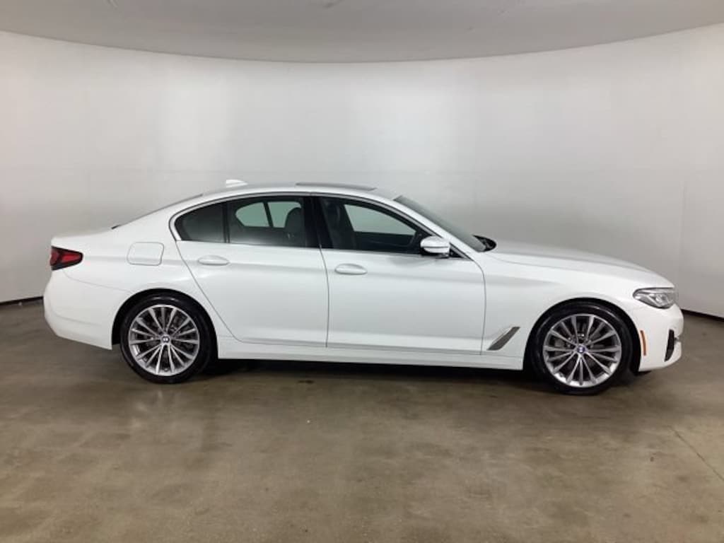 Used 2022 BMW 5 Series 530i xDrive