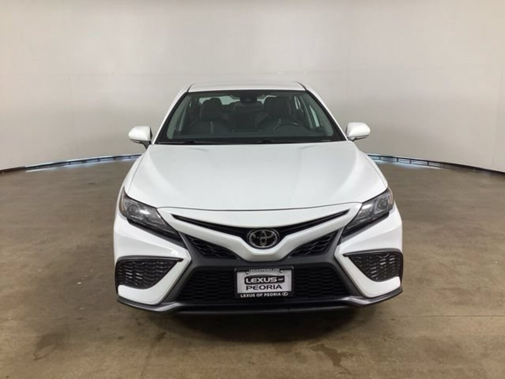 Used 2024 Toyota Camry SE