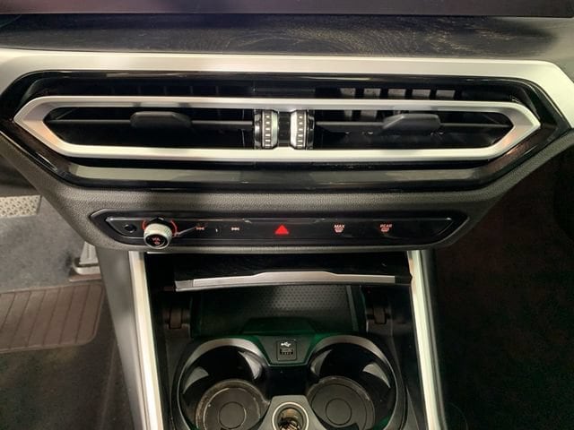 2023 BMW 3 Series 330i - Photo 24