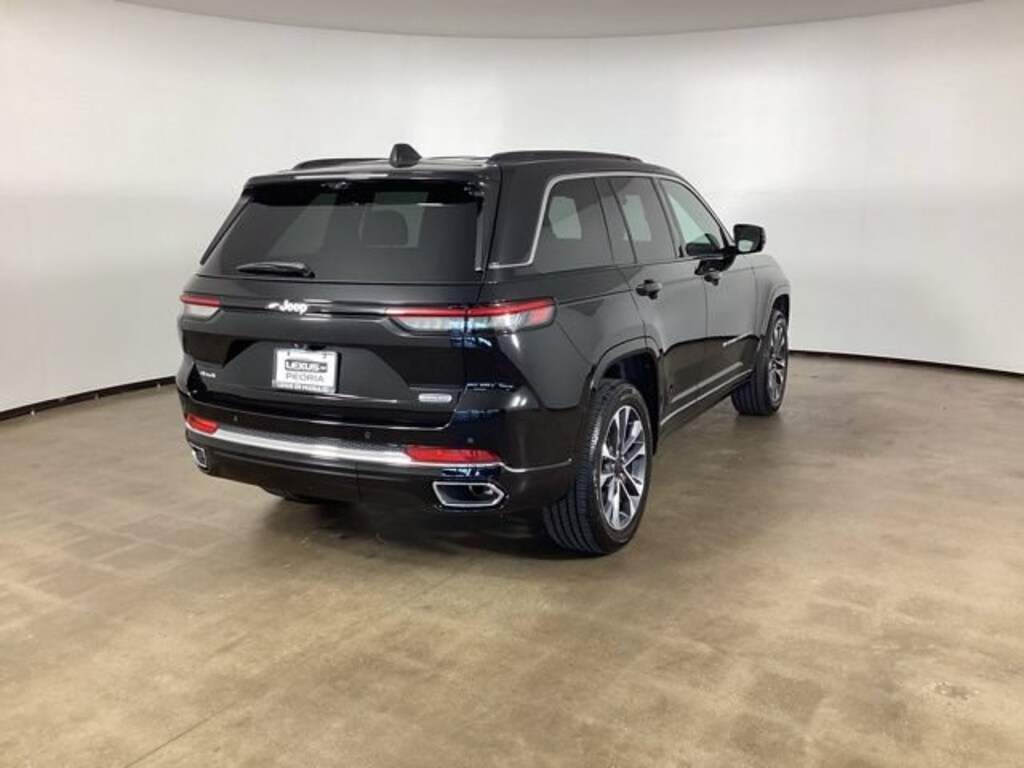 Used 2025 Jeep Grand Cherokee Overland