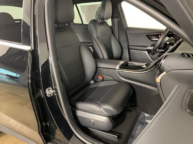 2025 Mercedes-Benz GLC Base - Photo 36