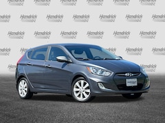 2012 Hyundai Accent SE Hatchback