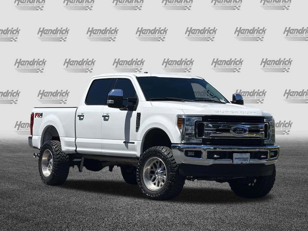 Used 2018 Ford Super Duty F-250 SRW XLT Truck Crew Cab