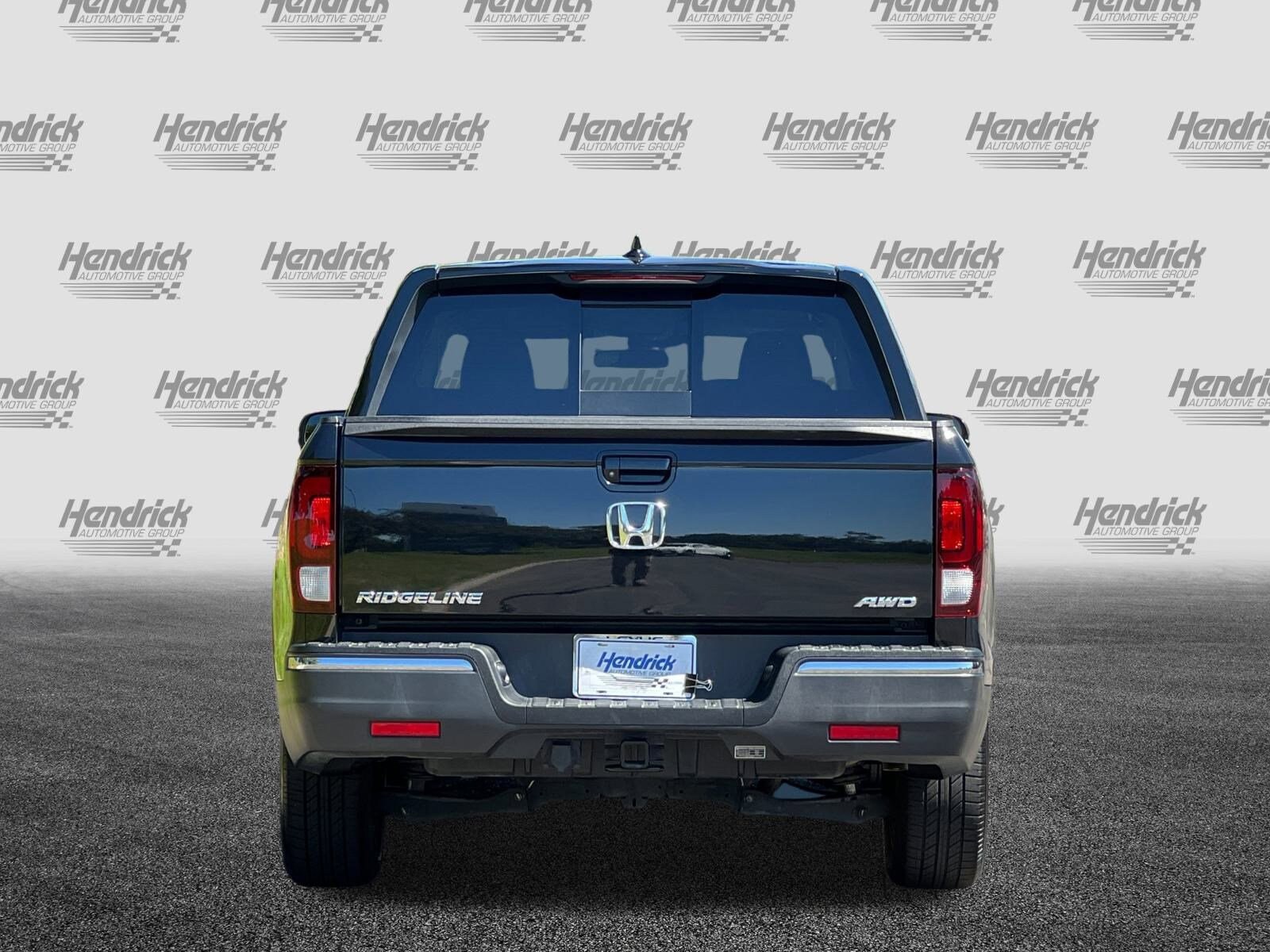 2020 Honda Ridgeline RTL photo 2