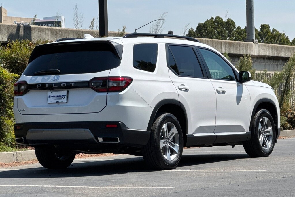 Used 2026 Honda Pilot EX-L SUV
