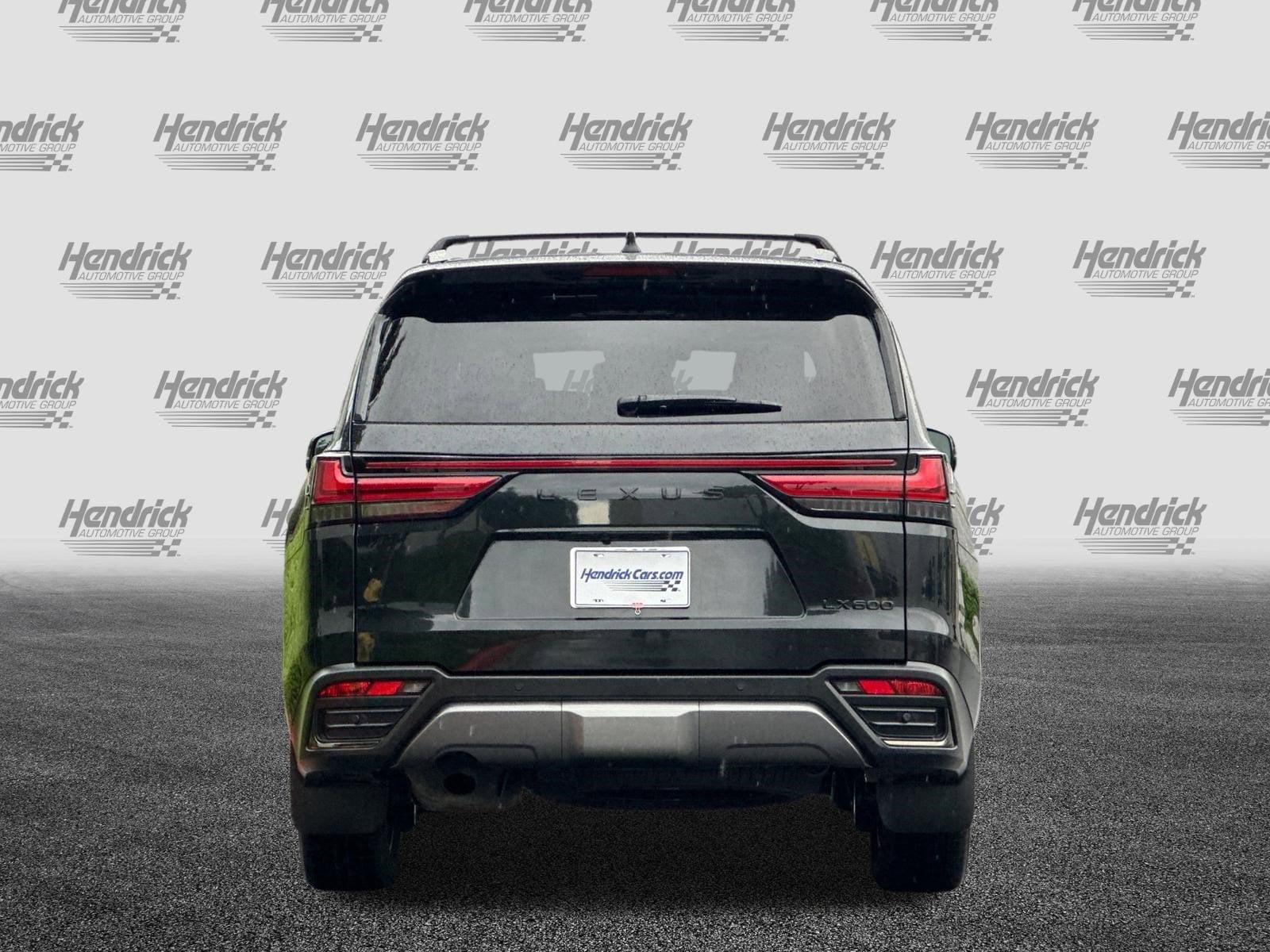 2025 LEXUS LX 600 LUXURY photo 4
