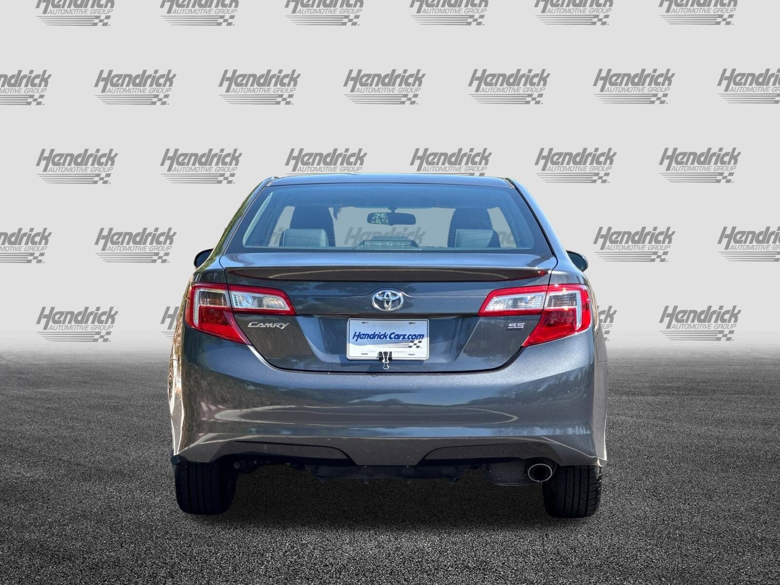 2012 Toyota Camry SE photo 4