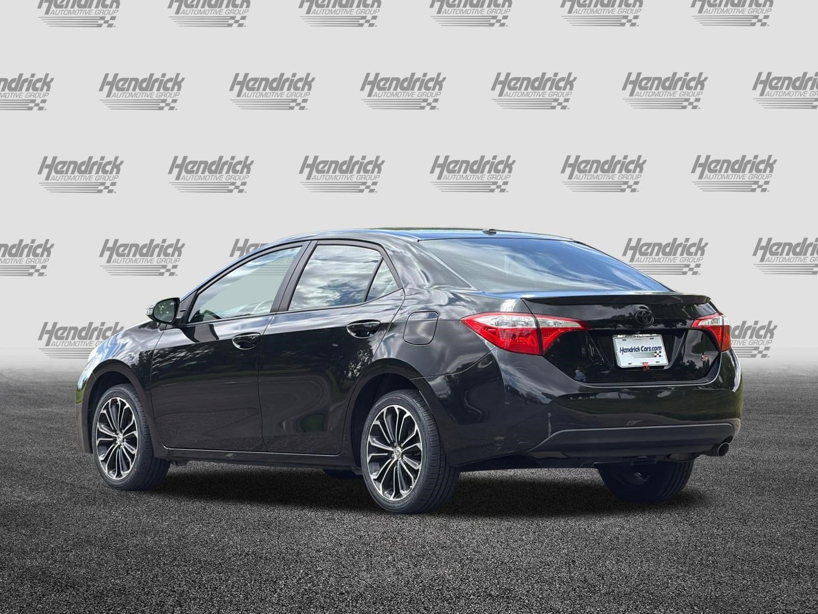 2015 Toyota Corolla S Premium photo 5