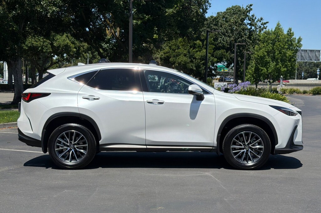 Used 2025 Lexus NX 350h Premium SUV