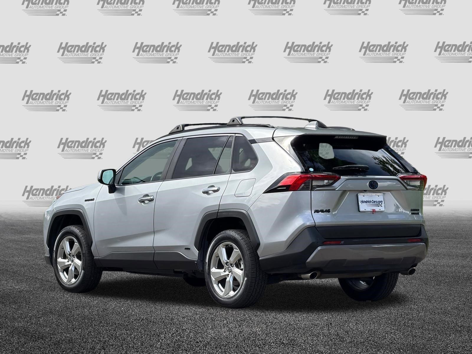 2019 Toyota RAV4 Hybrid Limited photo 5