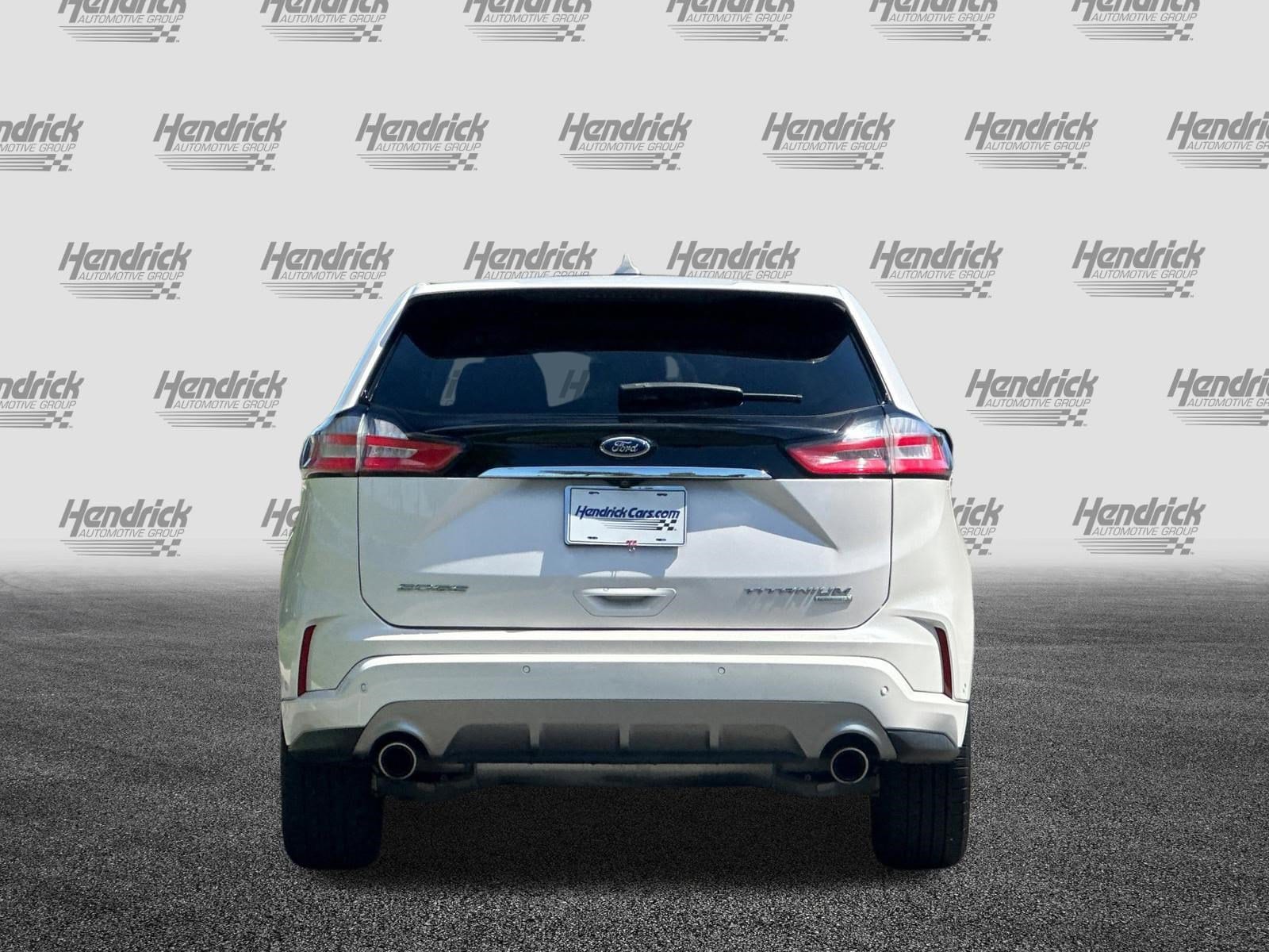2019 Ford Edge Titanium photo 4