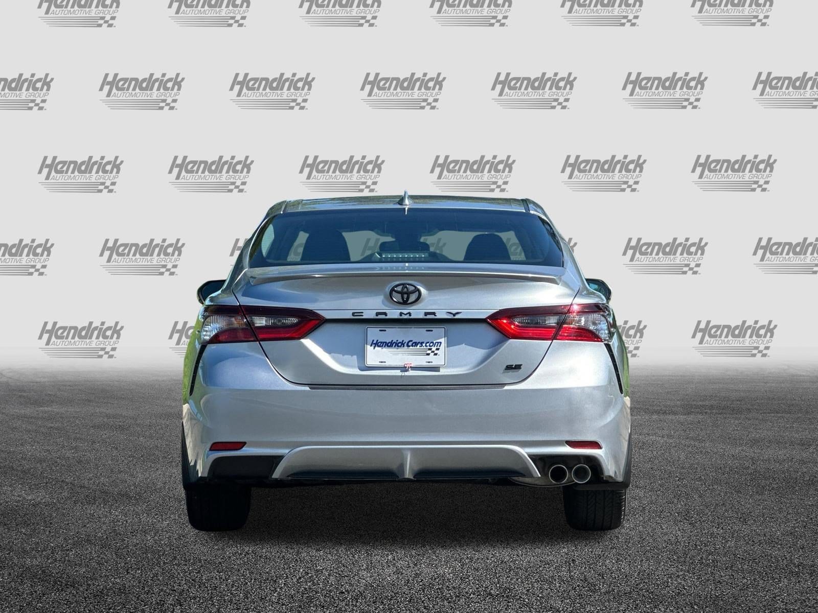 2024 Toyota Camry SE photo 4