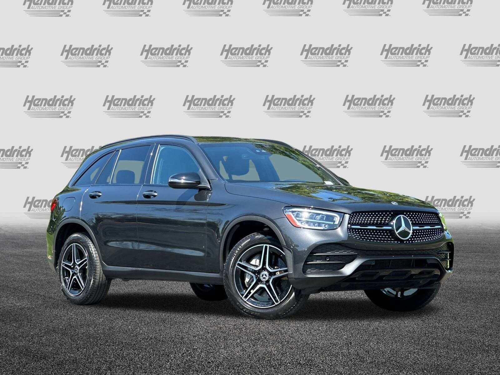 2022 Mercedes Benz GLC 300 4MATIC photo 2