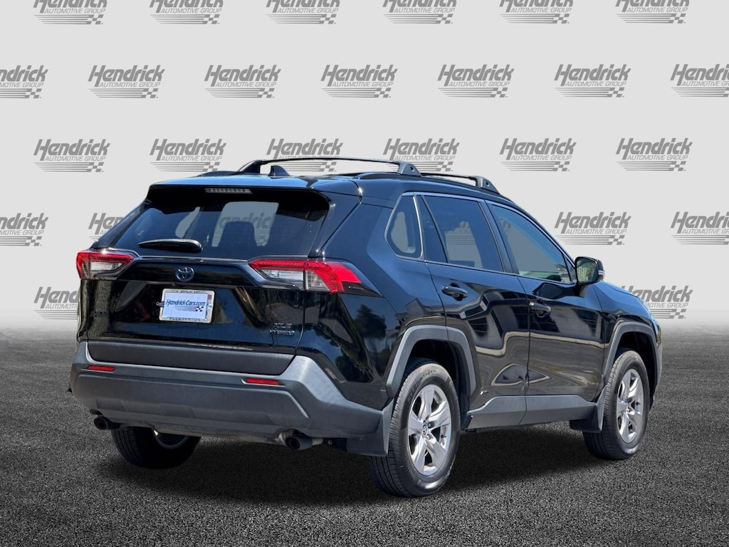 Used 2023 Toyota RAV4 Hybrid XLE SUV
