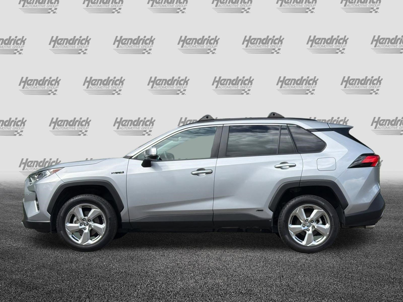 2019 Toyota RAV4 Hybrid Limited photo 6
