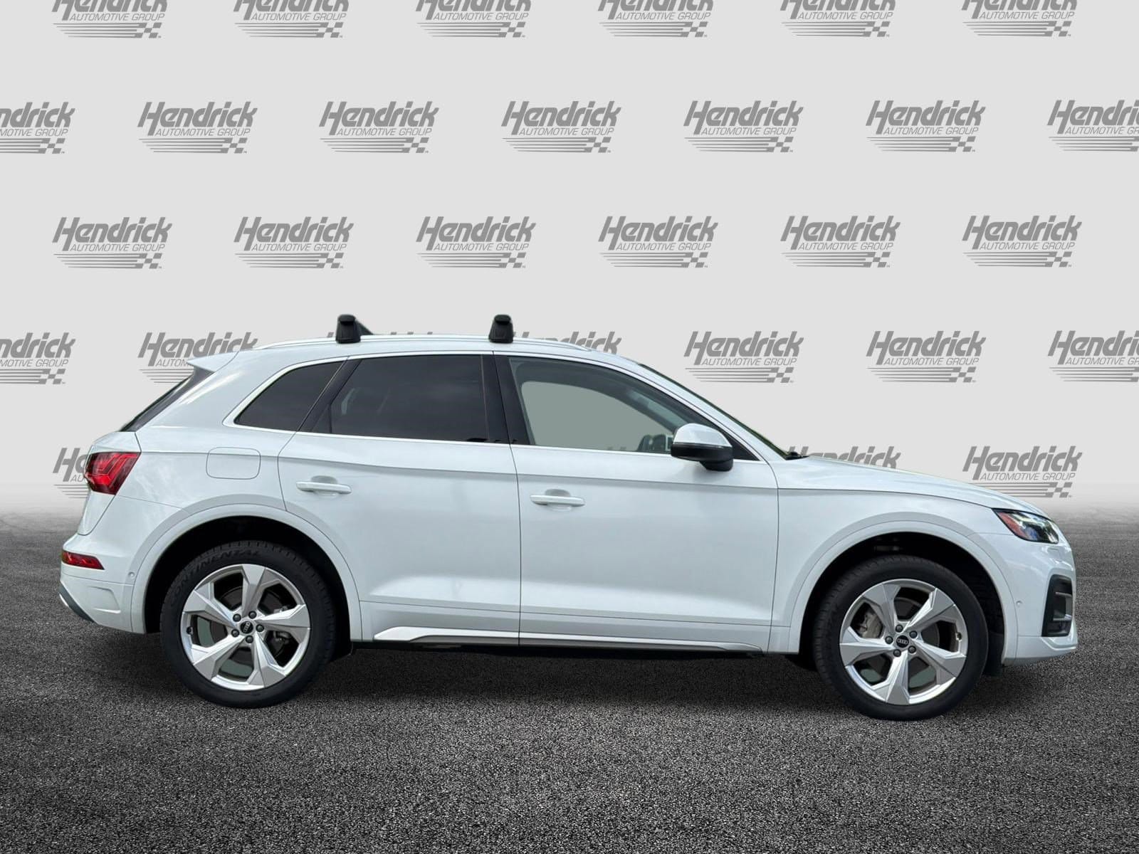 2021 Audi Q5 Prestige photo 2