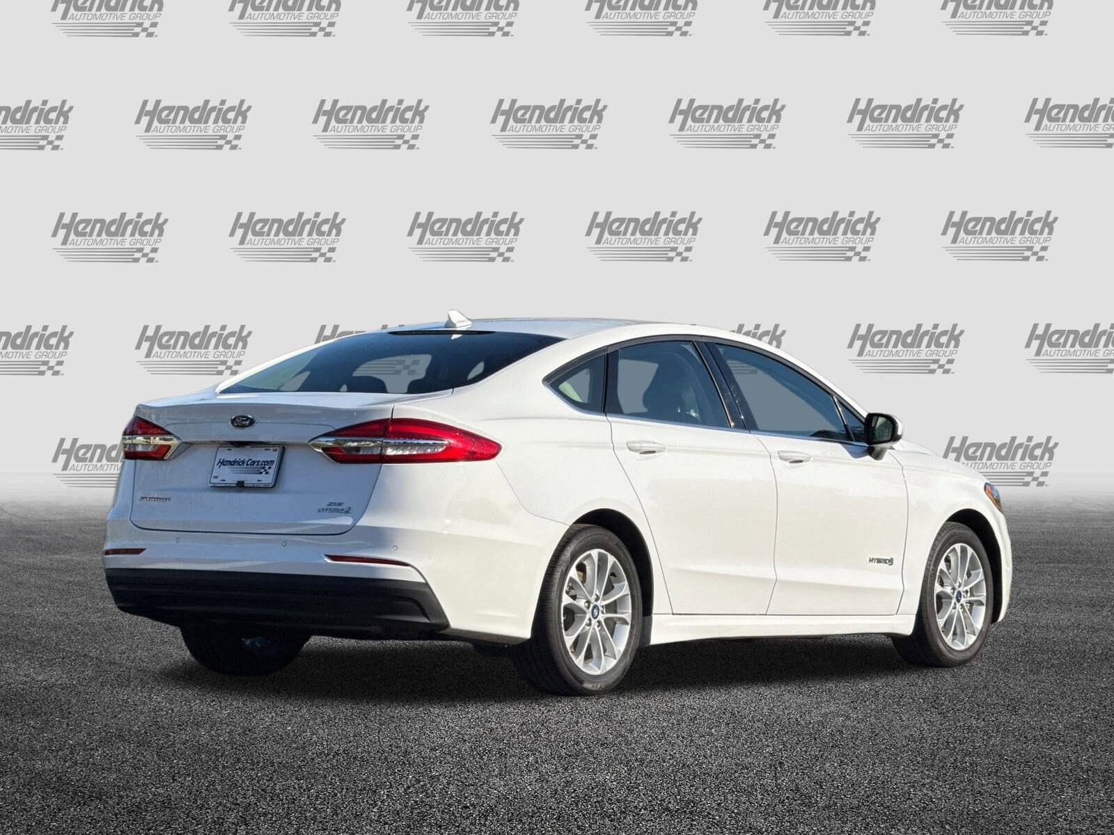 2019 Ford Fusion Hybrid SE photo 4