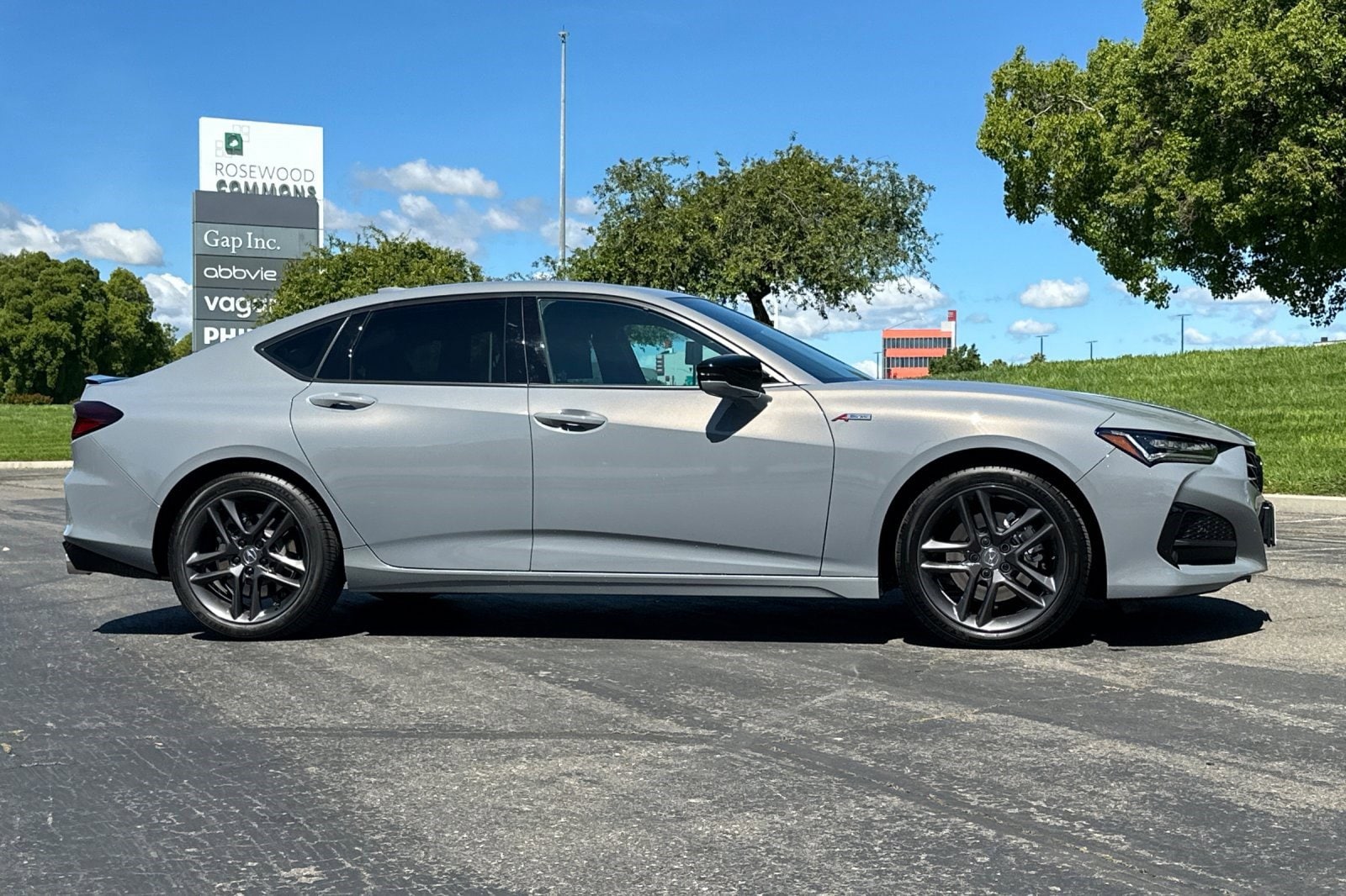 2025 Acura TLX SH-AWD w/A-Spec Package photo 2