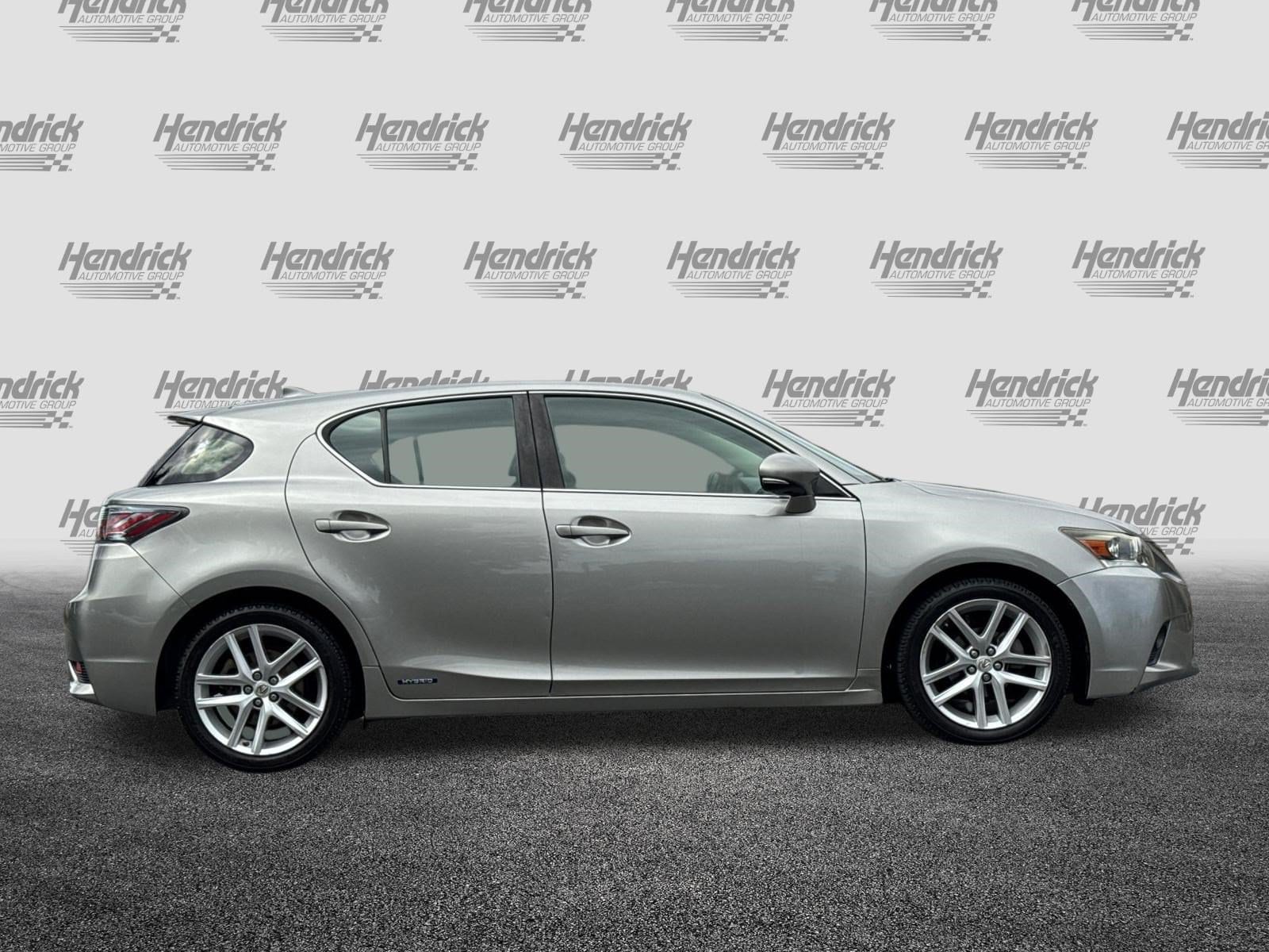 2017 LEXUS CT 200h