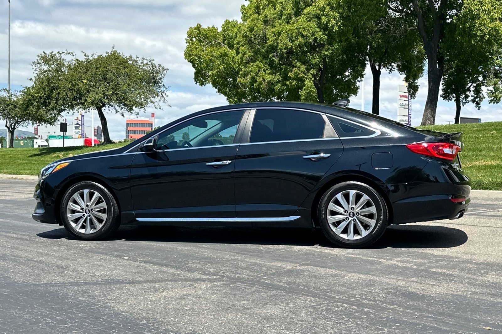 2016 Hyundai Sonata 2.4L Sport photo 6