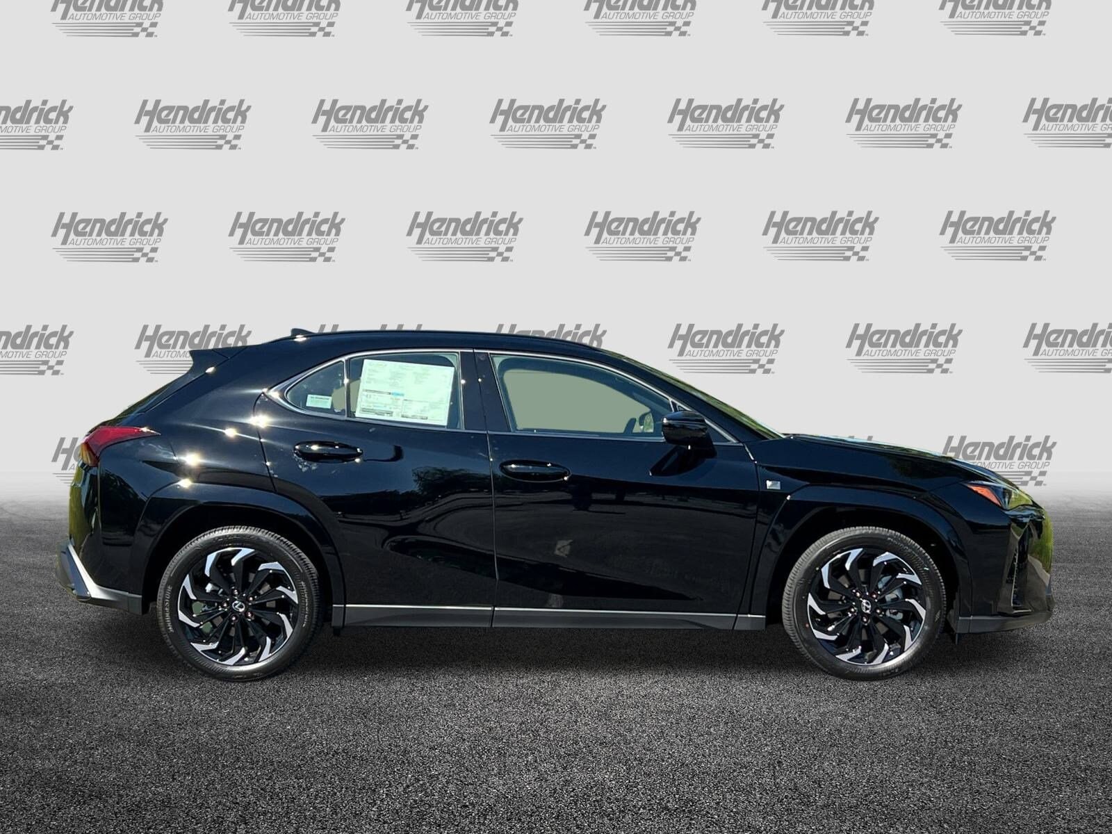2025 Lexus UX F SPORT Design photo 4