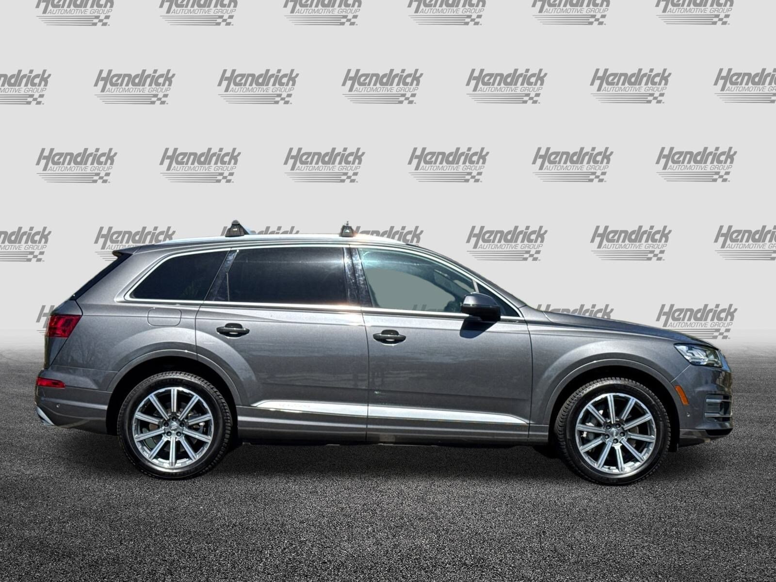 2019 Audi Q7 Premium Plus photo 3