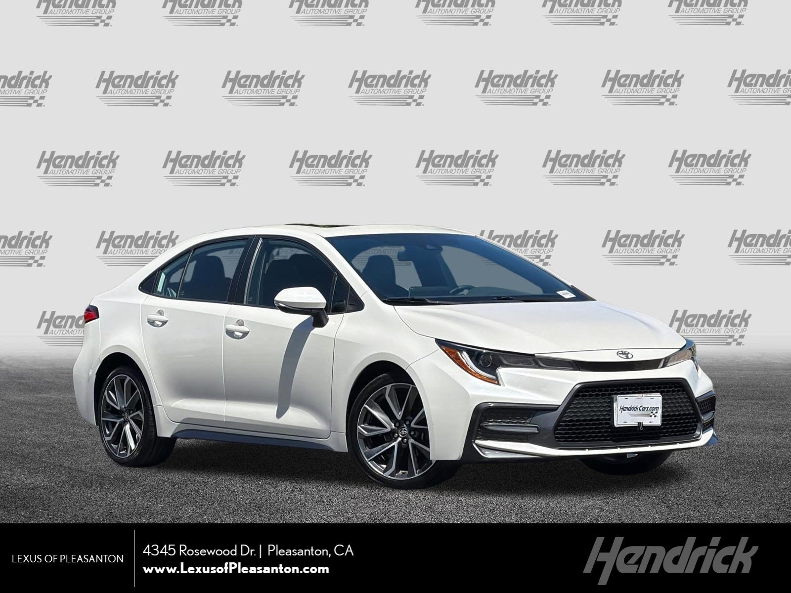 2020 Toyota Corolla SE AT's photo