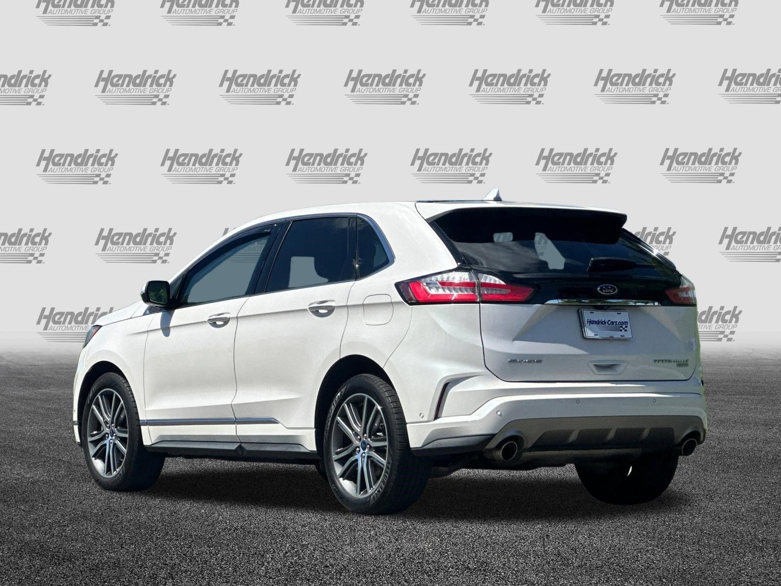 2019 Ford Edge Titanium photo 5