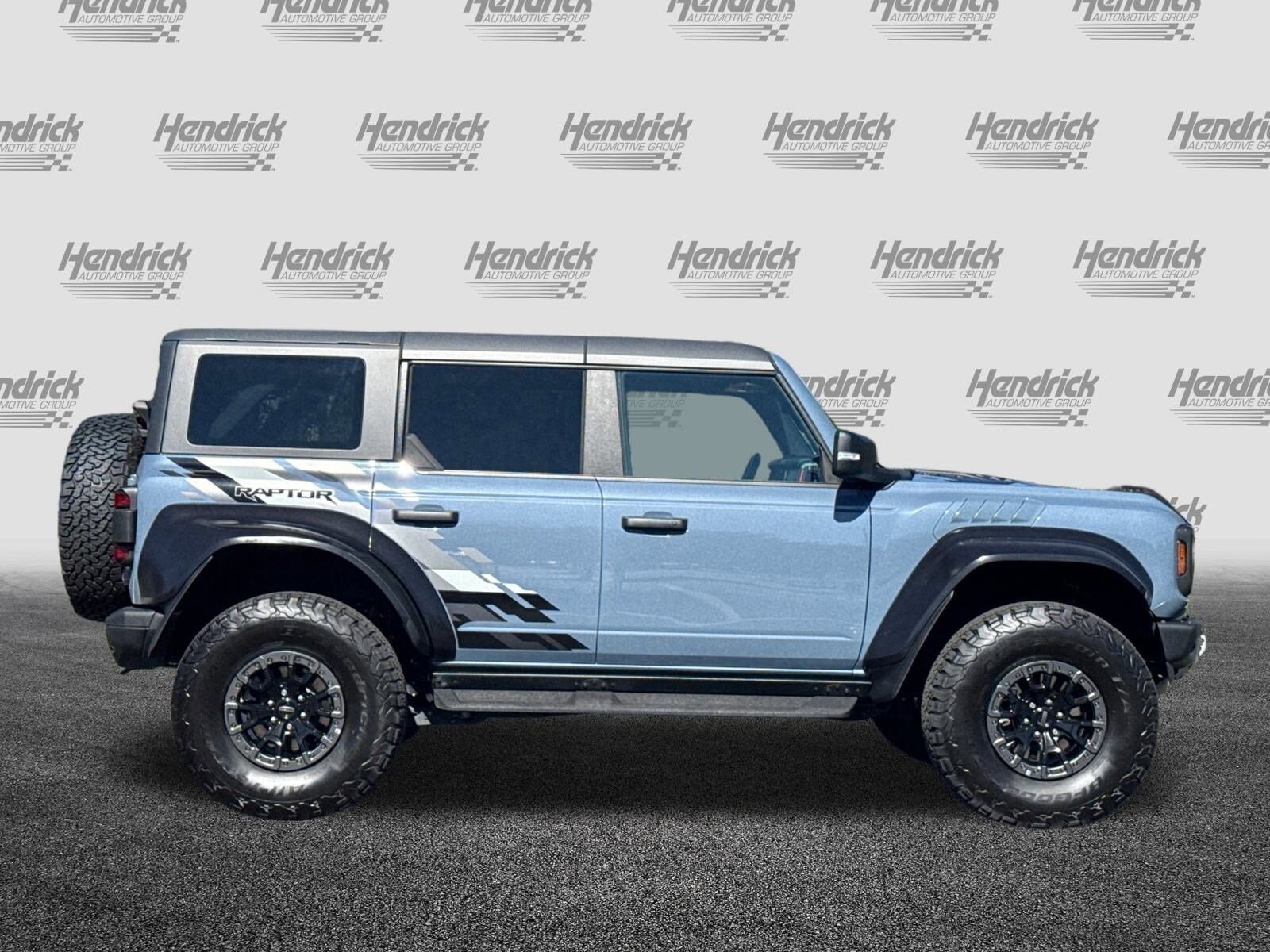 2023 Ford Bronco Raptor photo 2