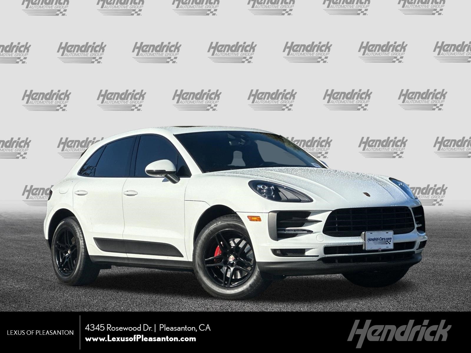 2020 Porsche Macan -'s photo