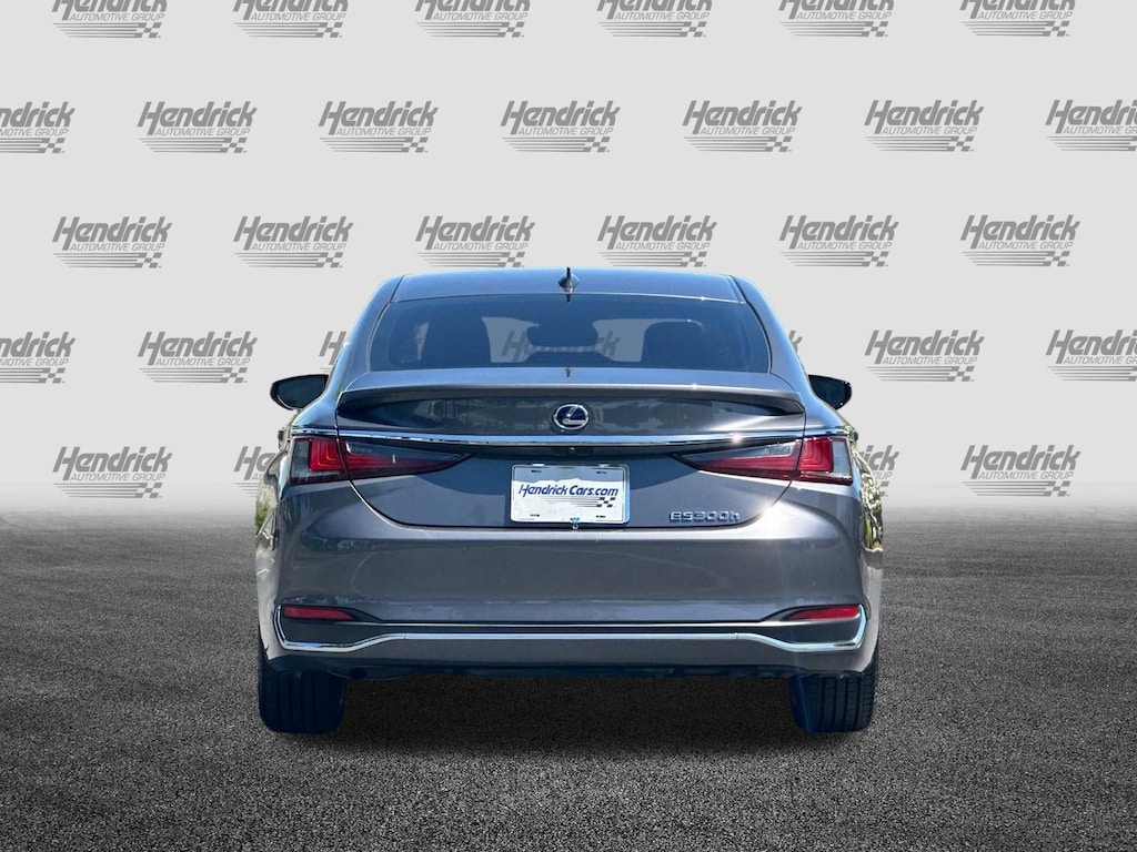 Used 2019 Lexus ES 300h Ultra Luxury Sedan