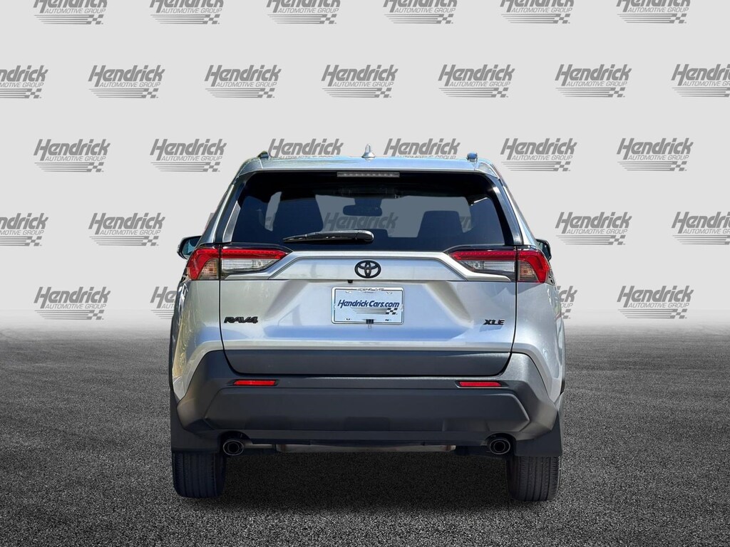 Used 2022 Toyota RAV4 XLE SUV