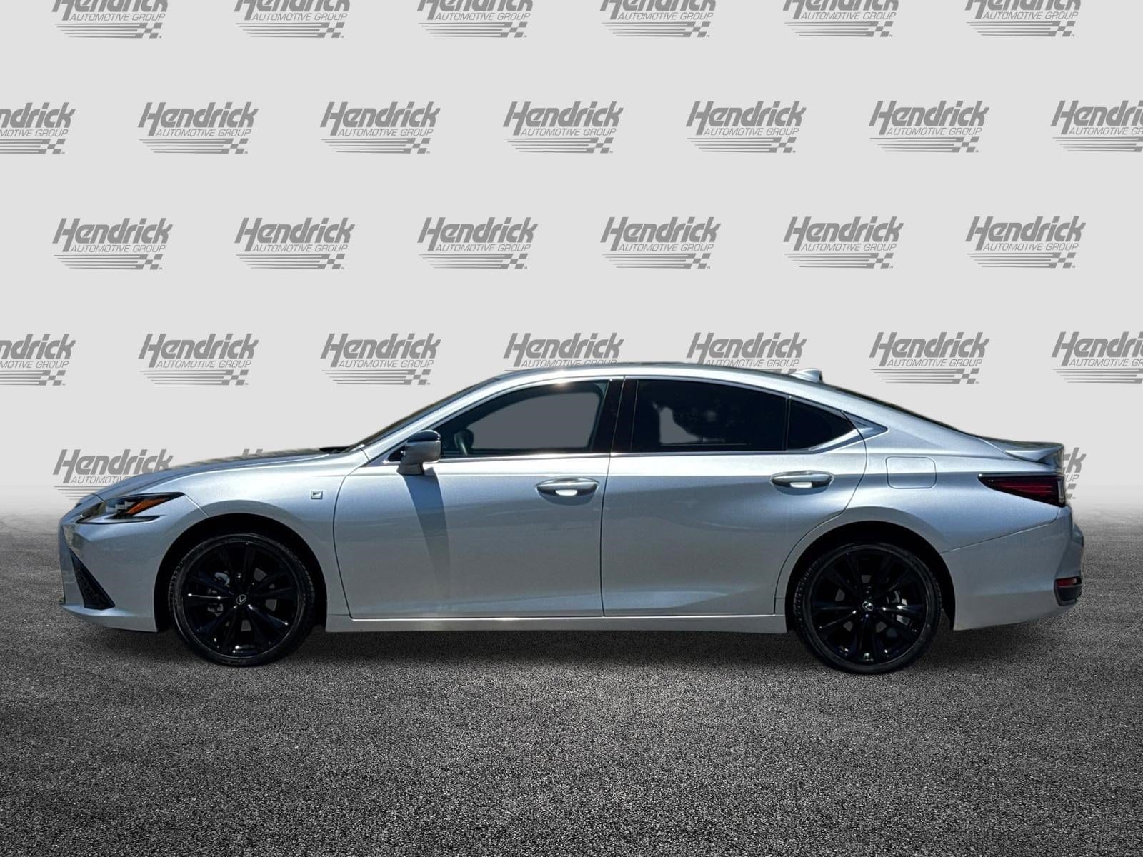 LEXUS ES 300h 300h F SPORT Handling